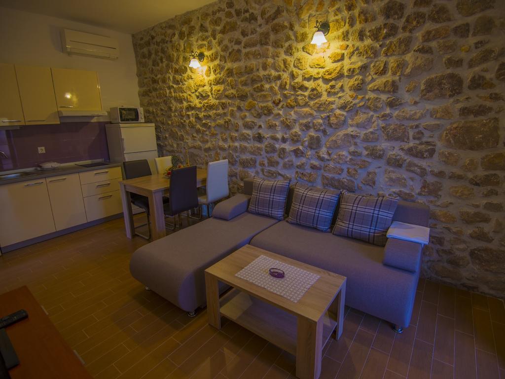 Apartments Punta Starigrad Exterior photo