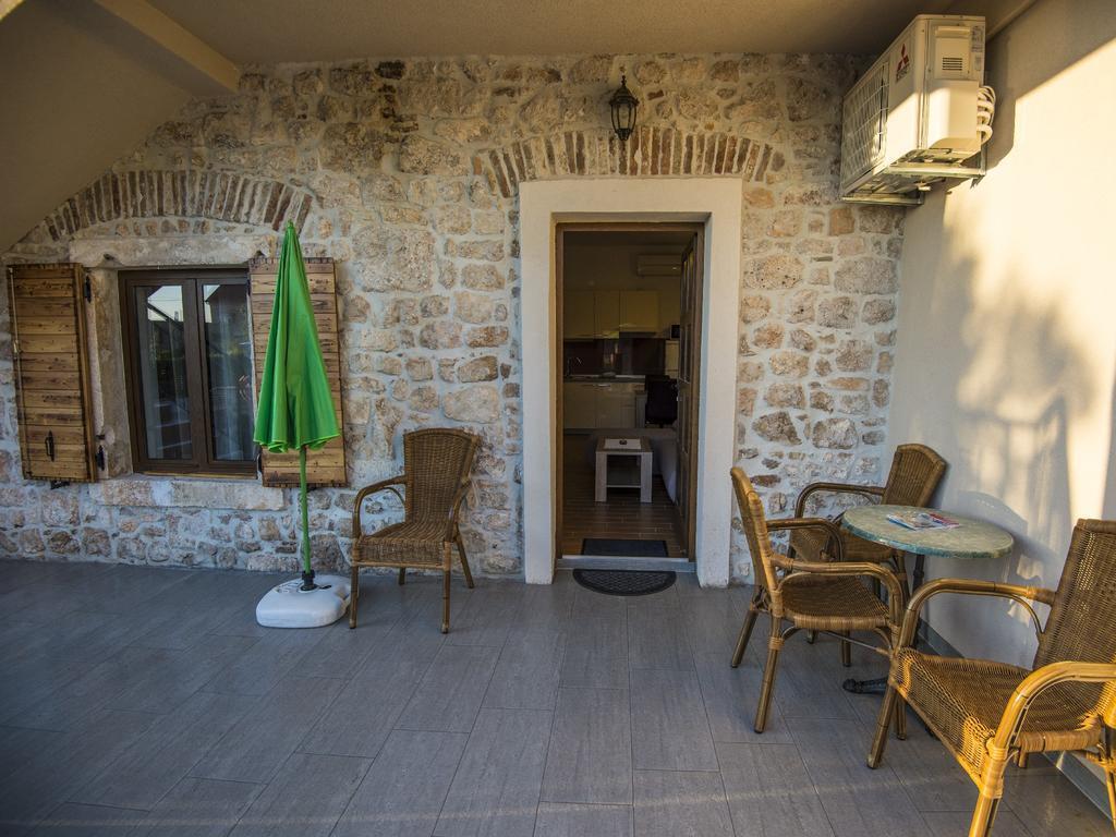 Apartments Punta Starigrad Exterior photo