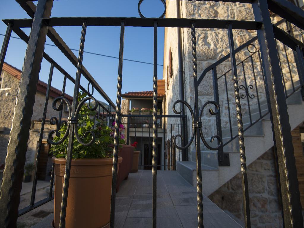 Apartments Punta Starigrad Exterior photo