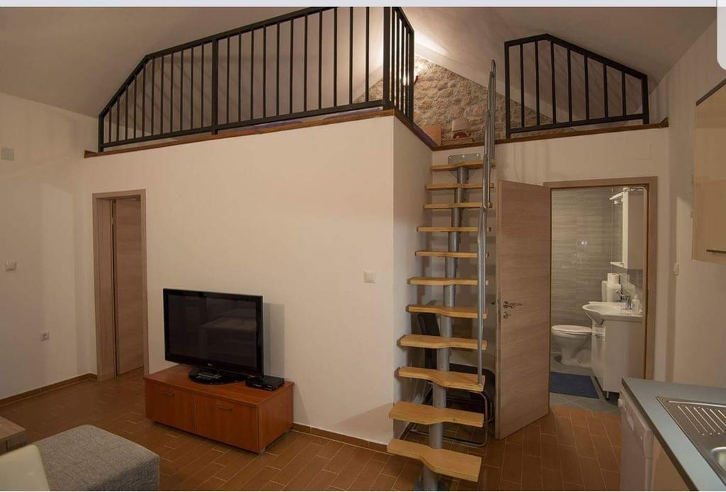 Apartments Punta Starigrad Exterior photo